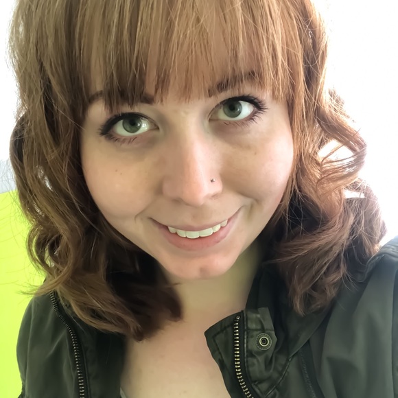 Meet your Posher, Jenny - Picture 1 of 1